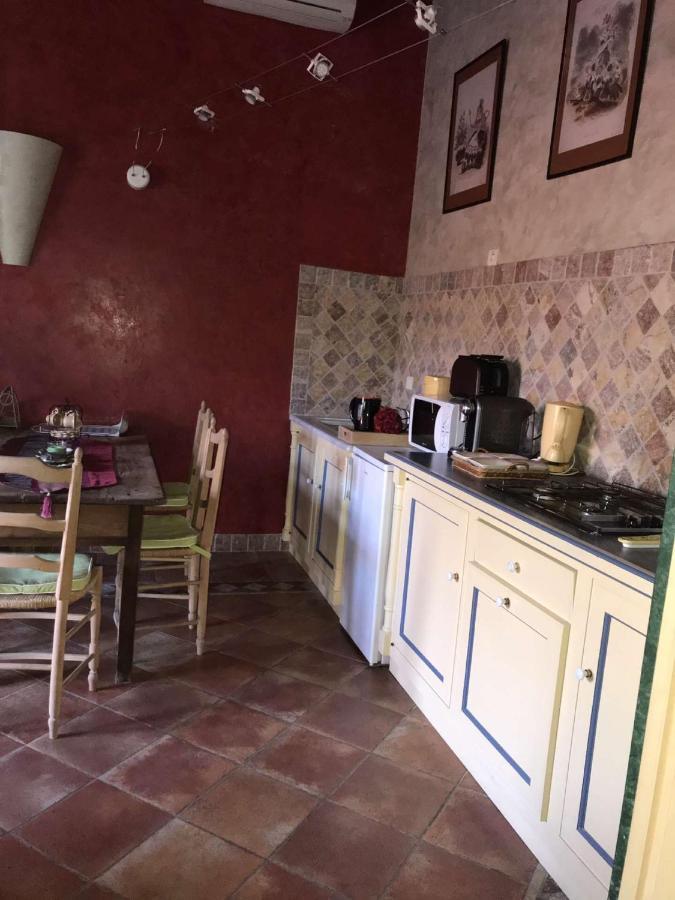 Le Mazet De La Dame Bed & Breakfast Barbentane Exterior foto