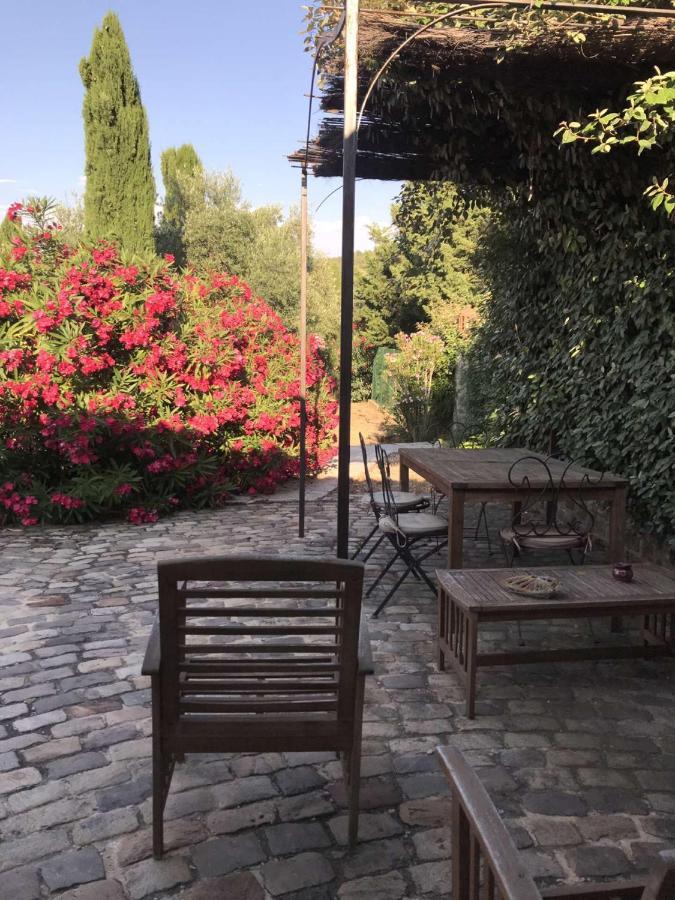 Le Mazet De La Dame Bed & Breakfast Barbentane Exterior foto