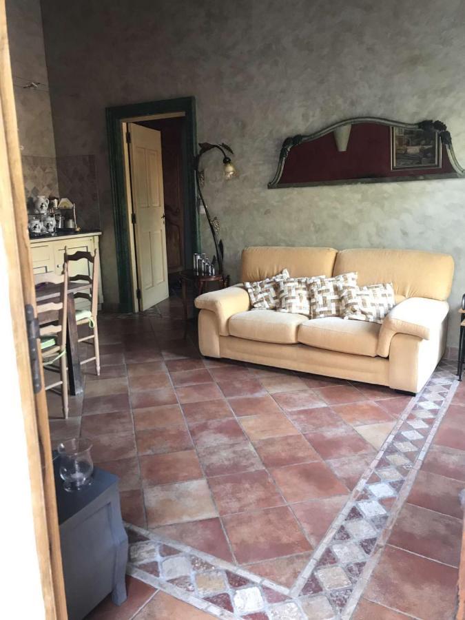 Le Mazet De La Dame Bed & Breakfast Barbentane Exterior foto