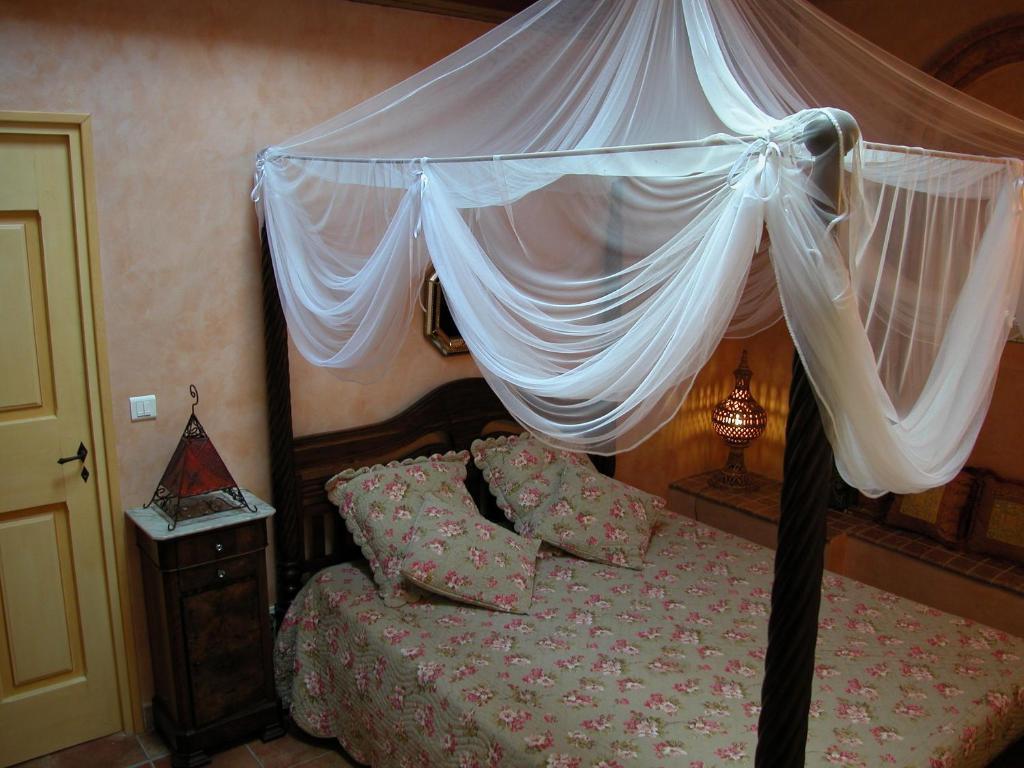 Le Mazet De La Dame Bed & Breakfast Barbentane Cameră foto