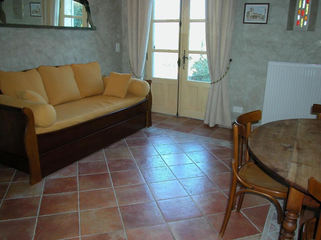 Le Mazet De La Dame Bed & Breakfast Barbentane Cameră foto